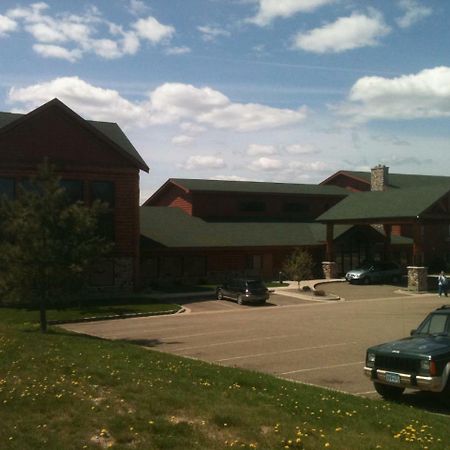 Oveson'S Pelican Lake Resort And Inn Orr Exterior foto